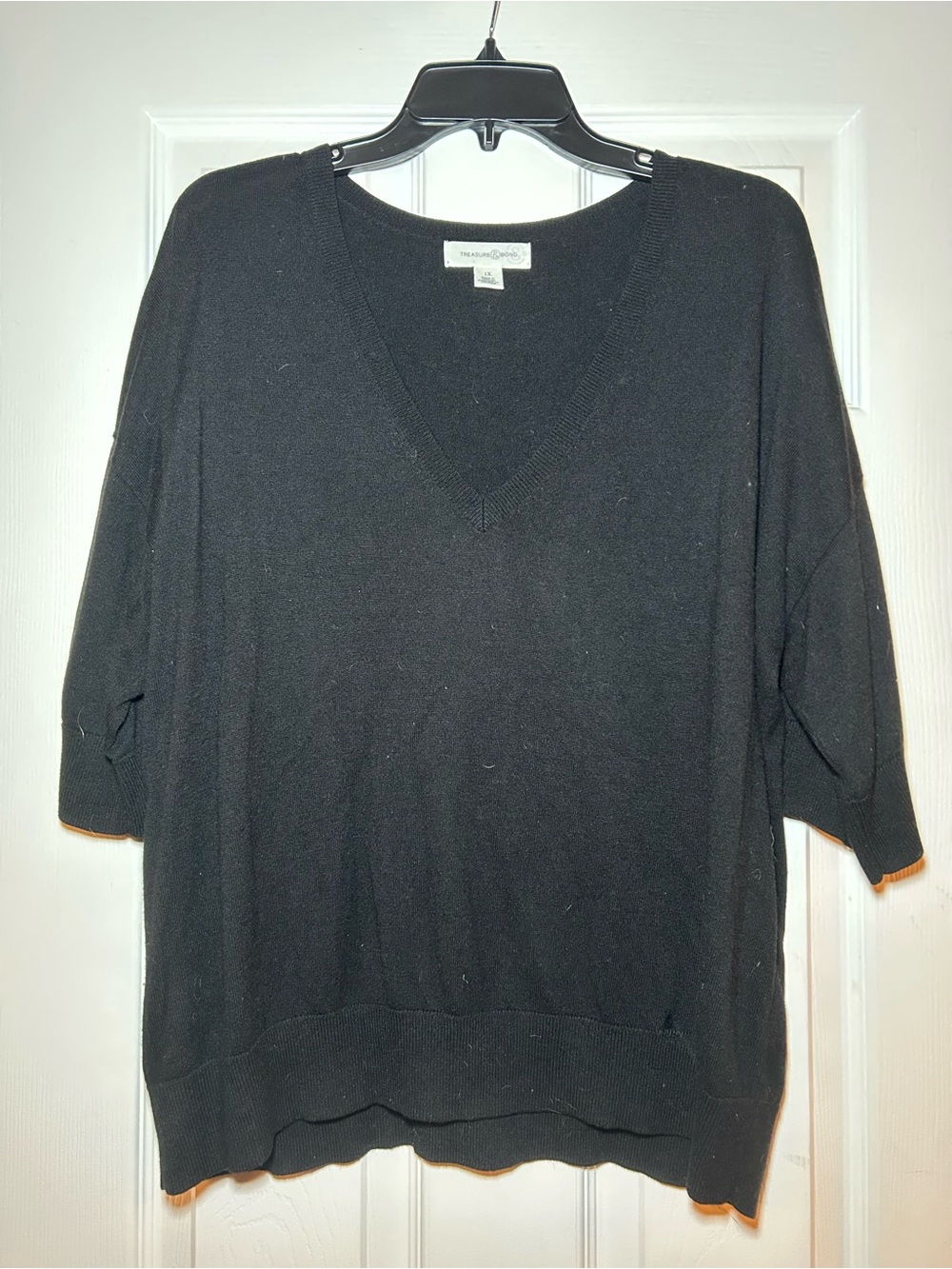 Treasure & Bond Black V-Neck Short Sleeve Sweater